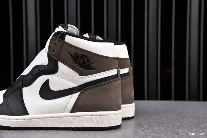 Cheap Husky MOCHA HIGH 555088-105 AIR DARK JORDAN 1 RETRO 0508